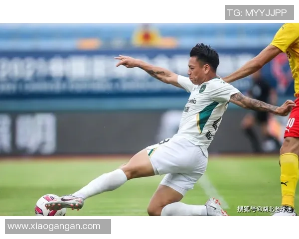 重庆羽毛球队以89分领跑全国锦标赛积分榜展现强劲实力